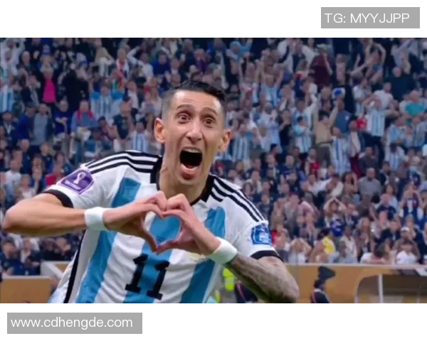 足球明星进球后的庆祝动作解析与背后故事分享